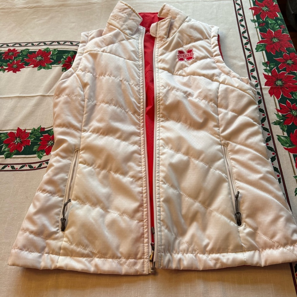 Columbia UNL Nebraska Husker reversible vest